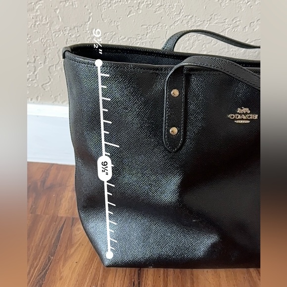 Coach Tote Bag - Picture 6 of 6